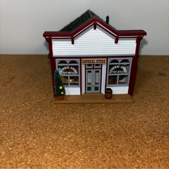 Sarah Plain Tall Mrs. Parkley’s General Store 1994 Vintage Plastic - Picture 3 of 7